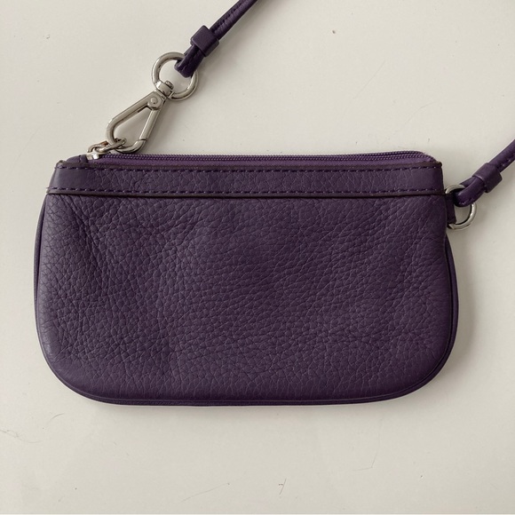 Calvin Klein Wristlet Wallet leather, purple, like new - Picture 3 of 10